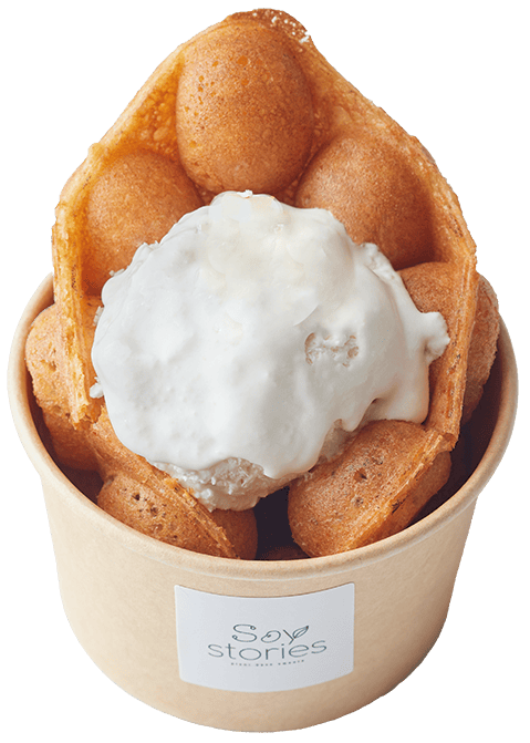Half-size bubble waffle with soy whipped cream